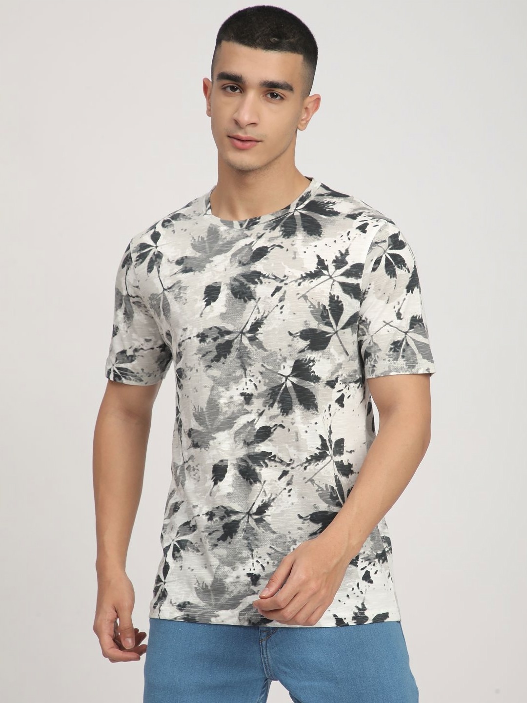 

R&B Men Floral Printed Round Neck Cotton T-shirt, White