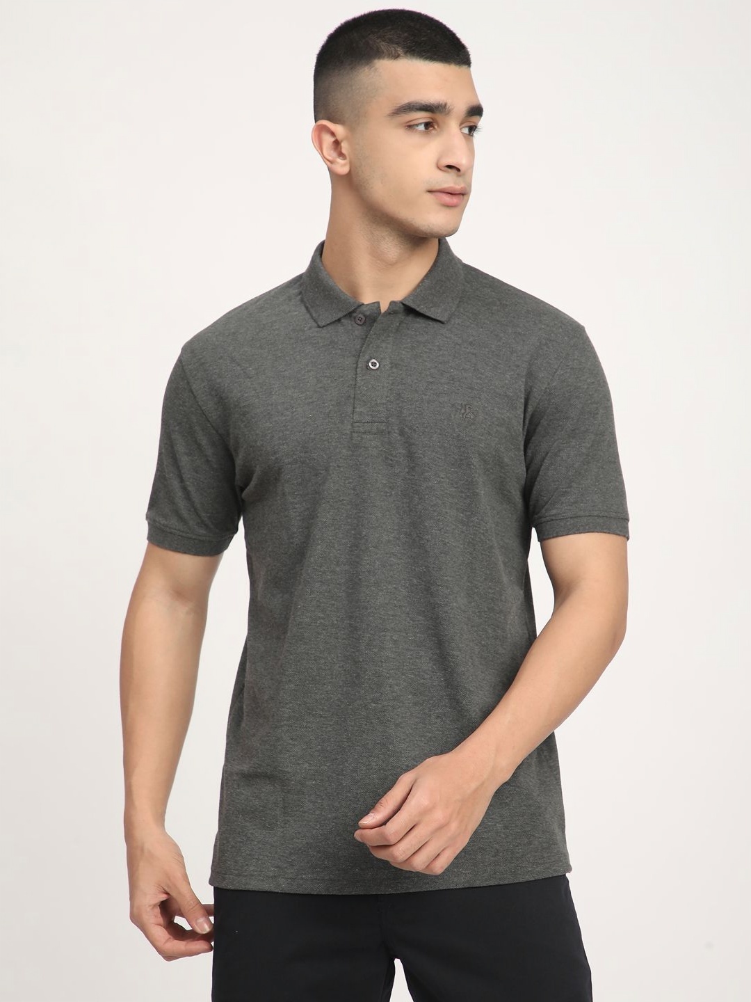 

R&B Men Solid Polo Collar Cotton T-shirt, Grey