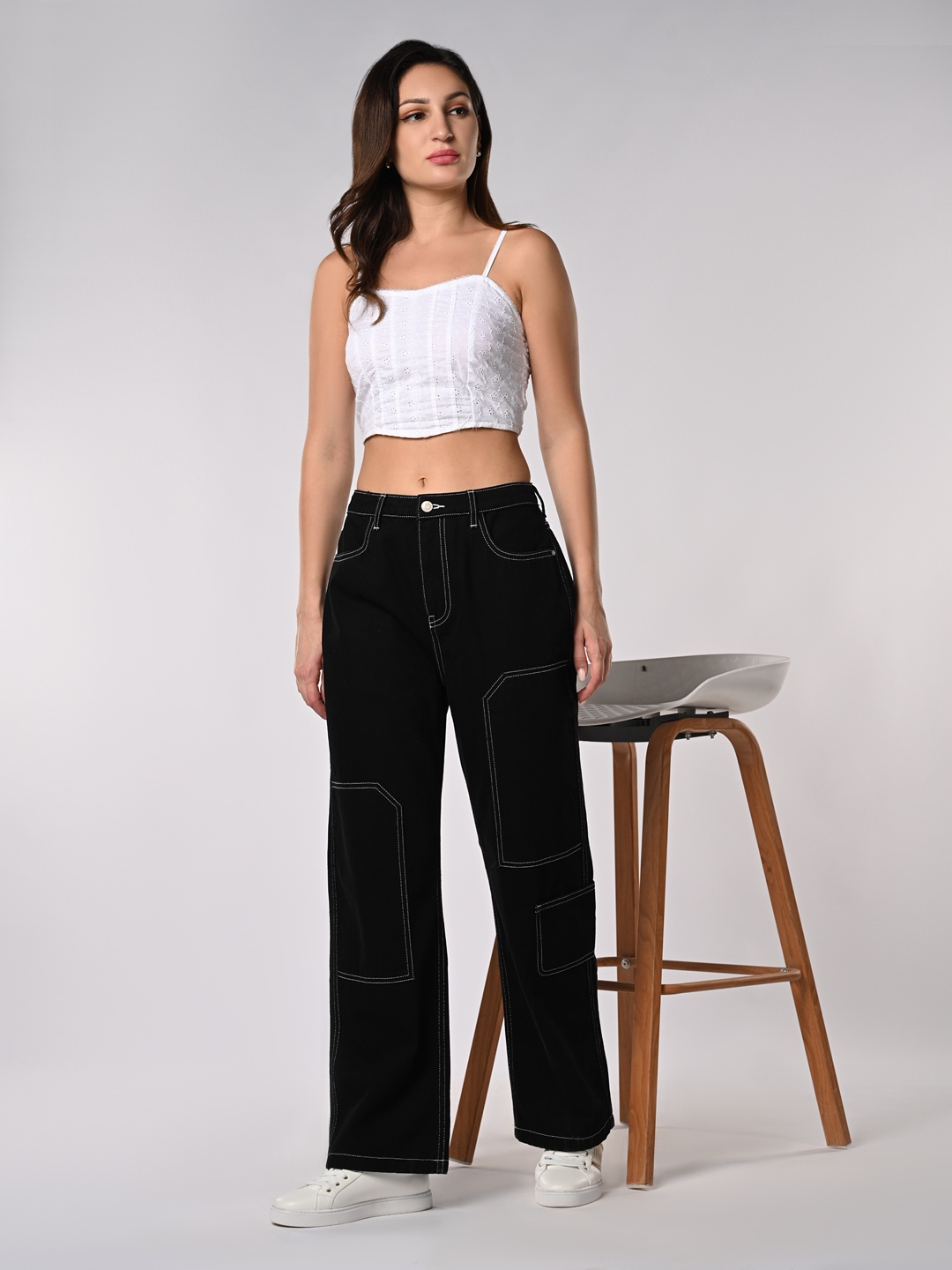 

IZEL Women Wide Leg Mildly Distressed Embroidered Jeans, Black