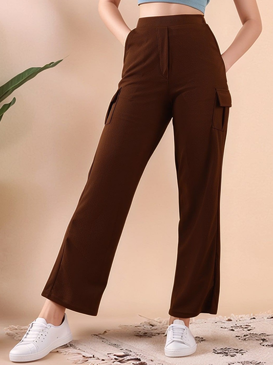 

Mast & Harbour Women Classic High-Rise Cargo Trousers, Coffee brown