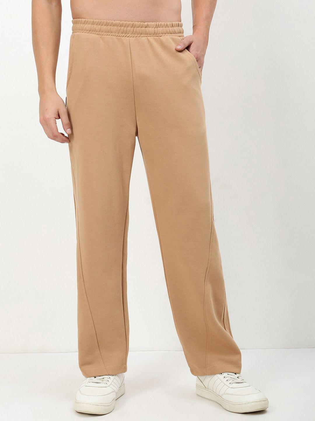 

SHOWOFF Men Comfort Low-Rise Cotton Trousers, Brown