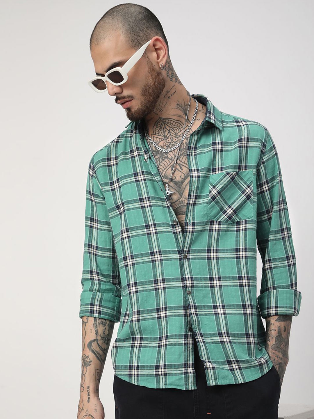 

VASTRADO Men Classic Slim Fit Opaque Checked Casual Shirt, Green