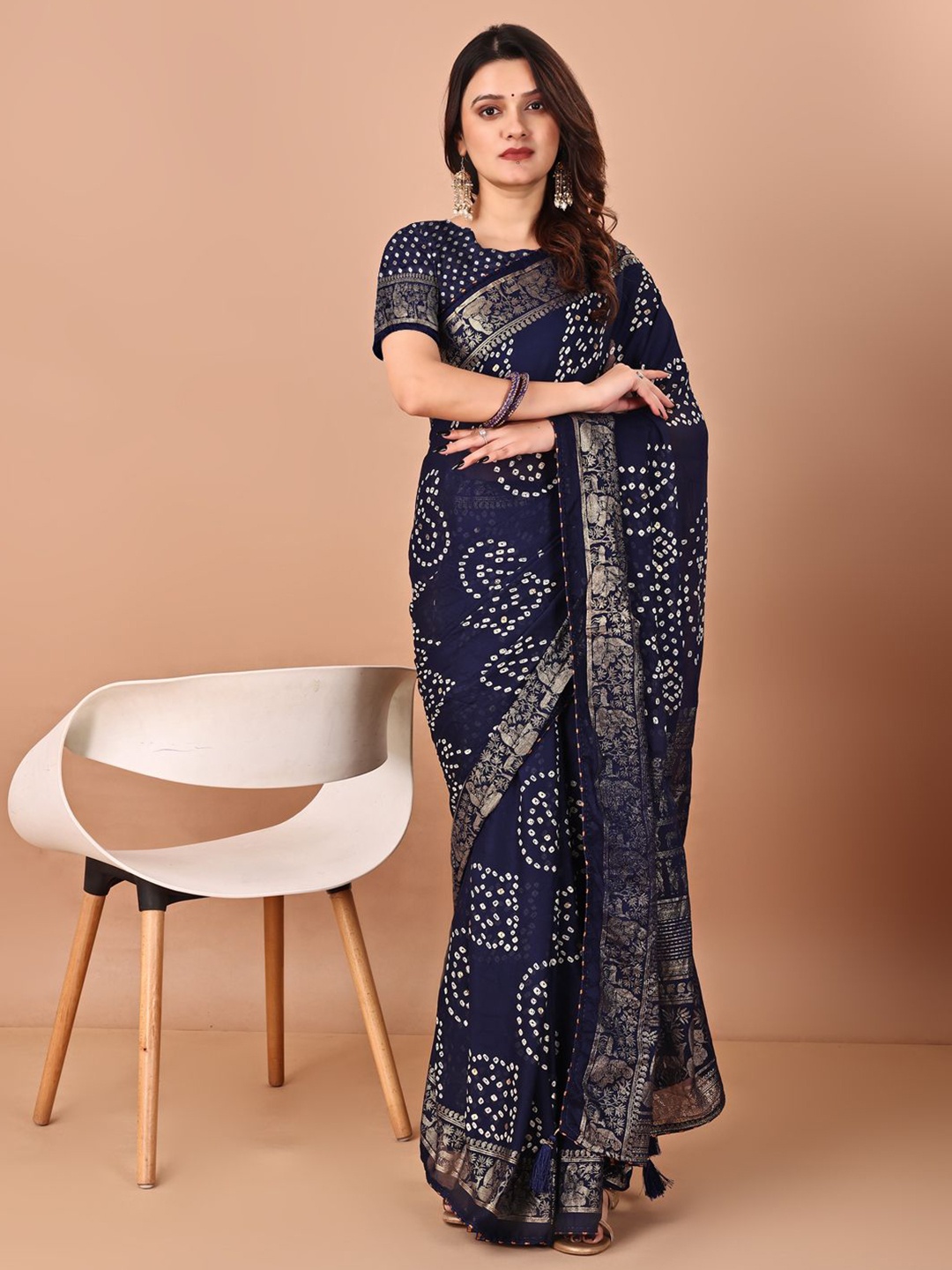 

LeeliPeeri Designer Printed Zari Bandhani Saree, Navy blue