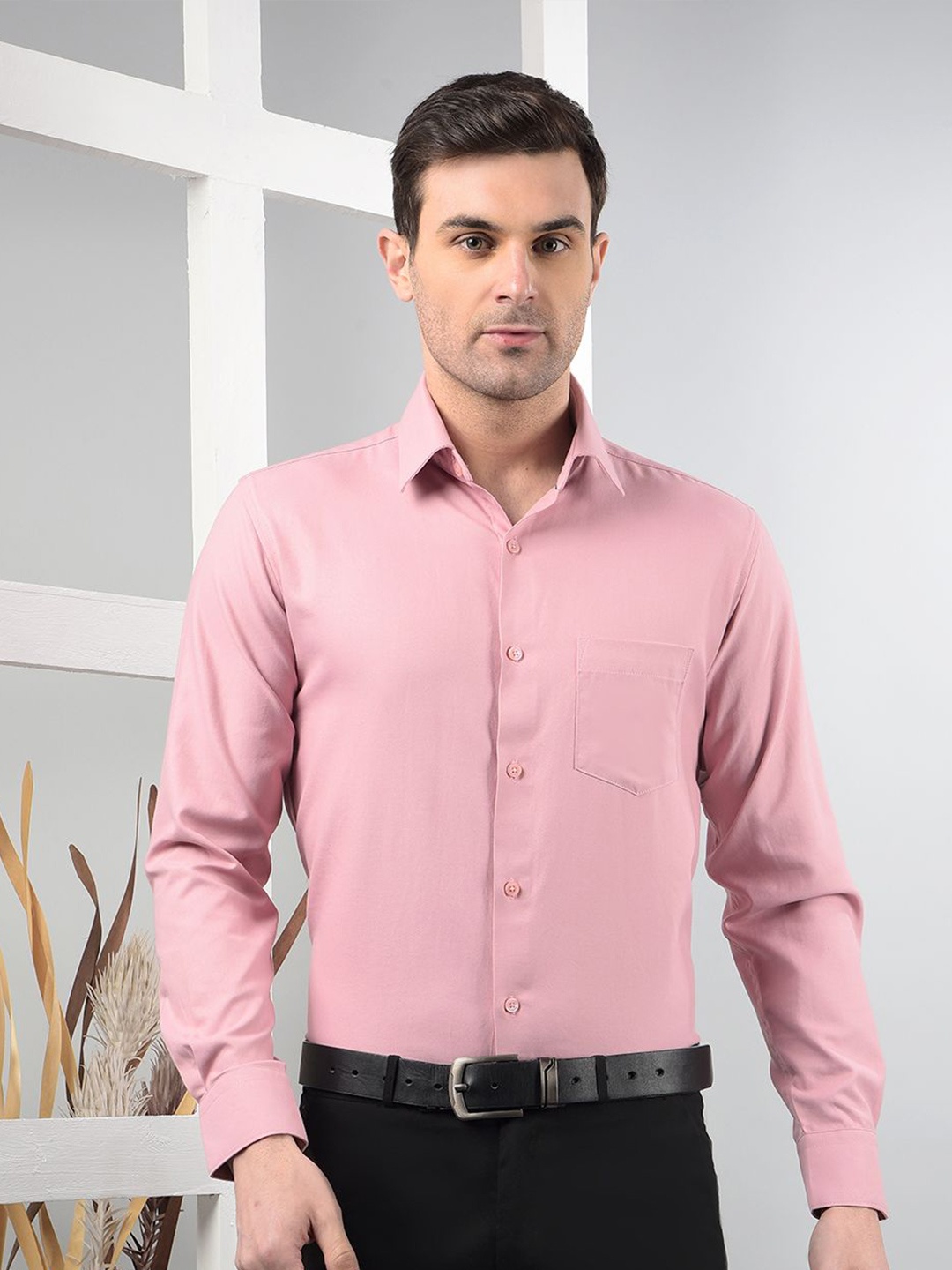 

Canary London Men Smart Slim Fit Opaque Semiformal Shirt, Pink