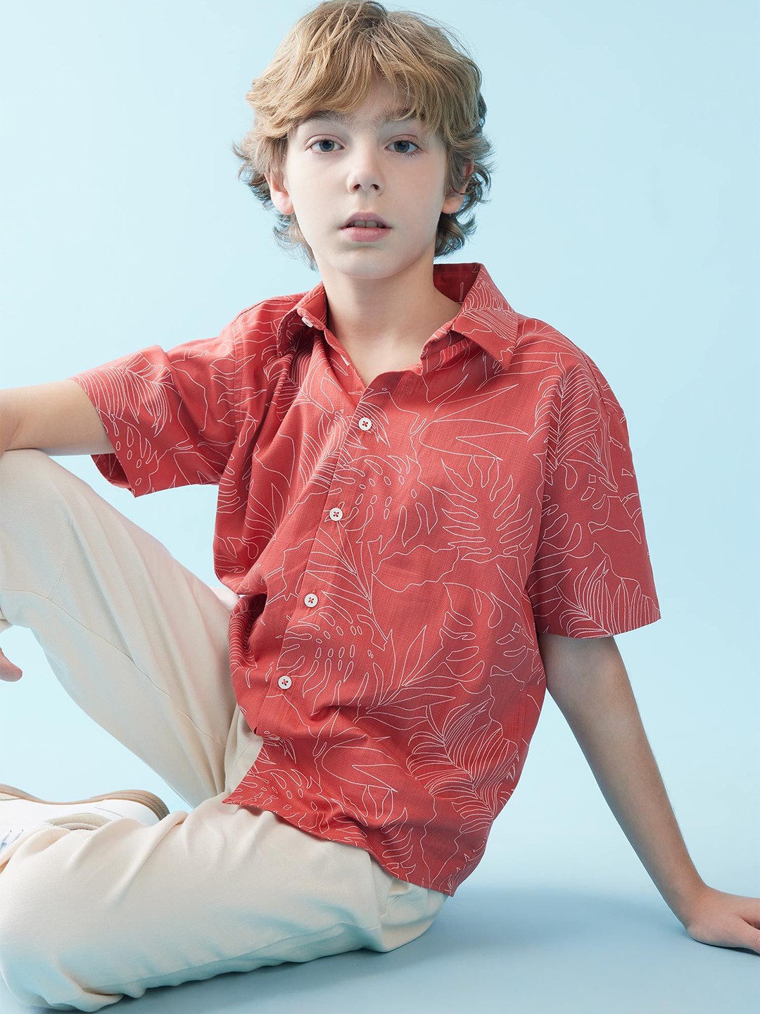 

DeFacto Boys Slim Fit Spread Collar Floral Printed Cotton Casual Shirt, Red