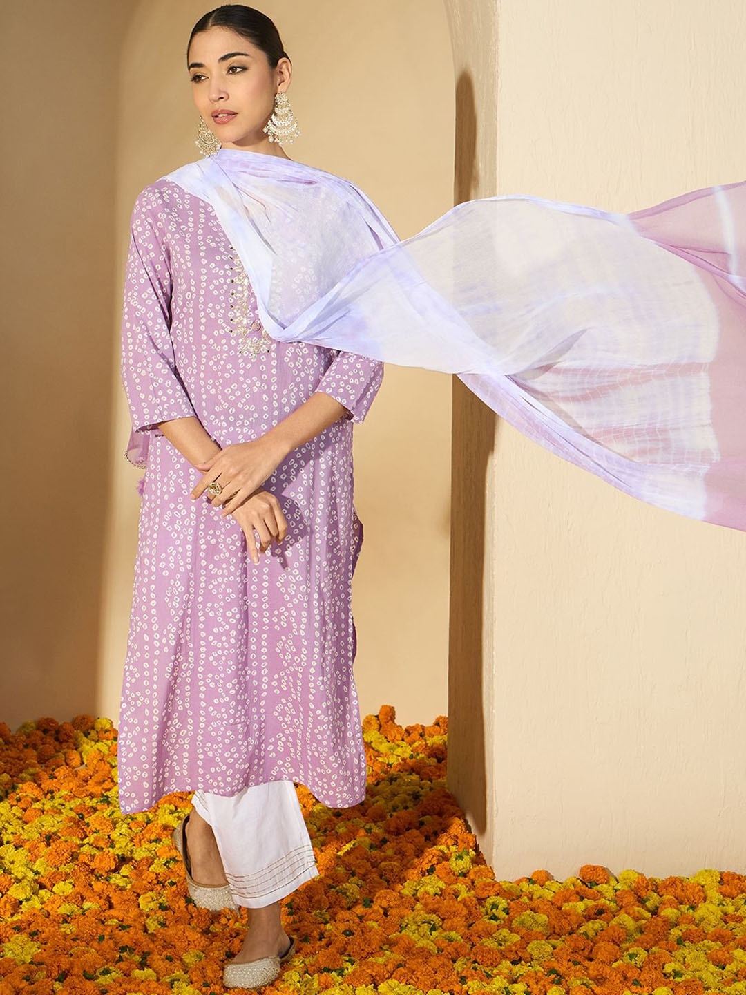 

BANDIA Women Bandhani Printed Regular Gotta Patti Pure Cotton Kurta with Trousers & With Dupatta, Mauve