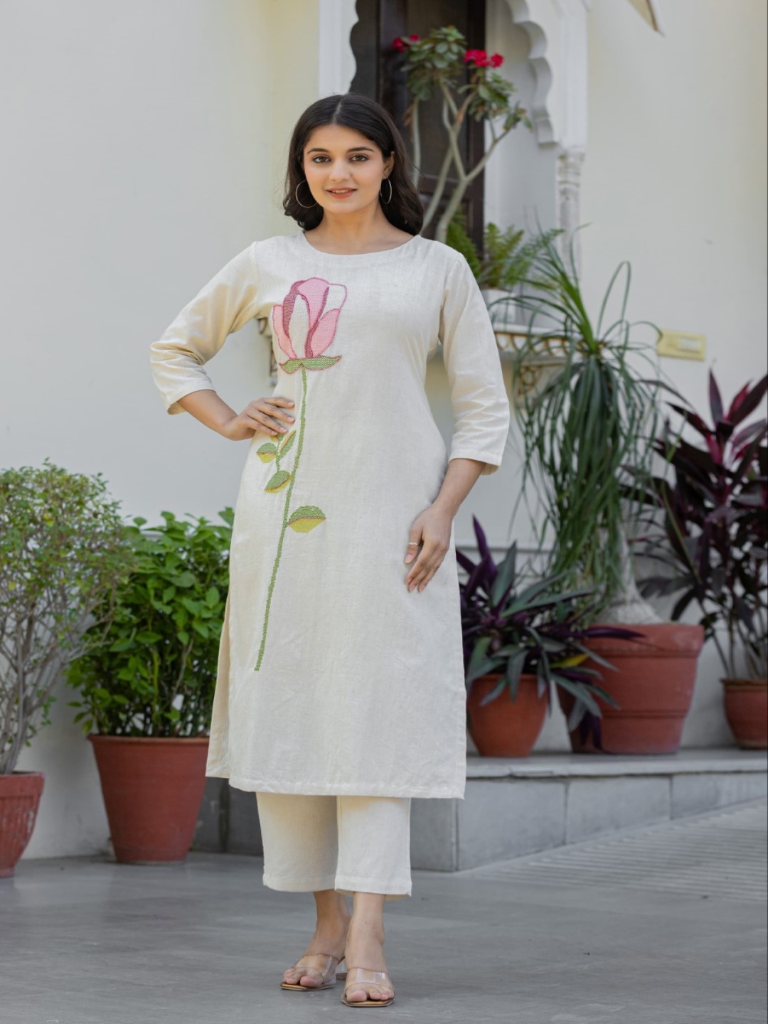 

AUTUMN LANE Women's Embroidery Cotton Kurta Set, White