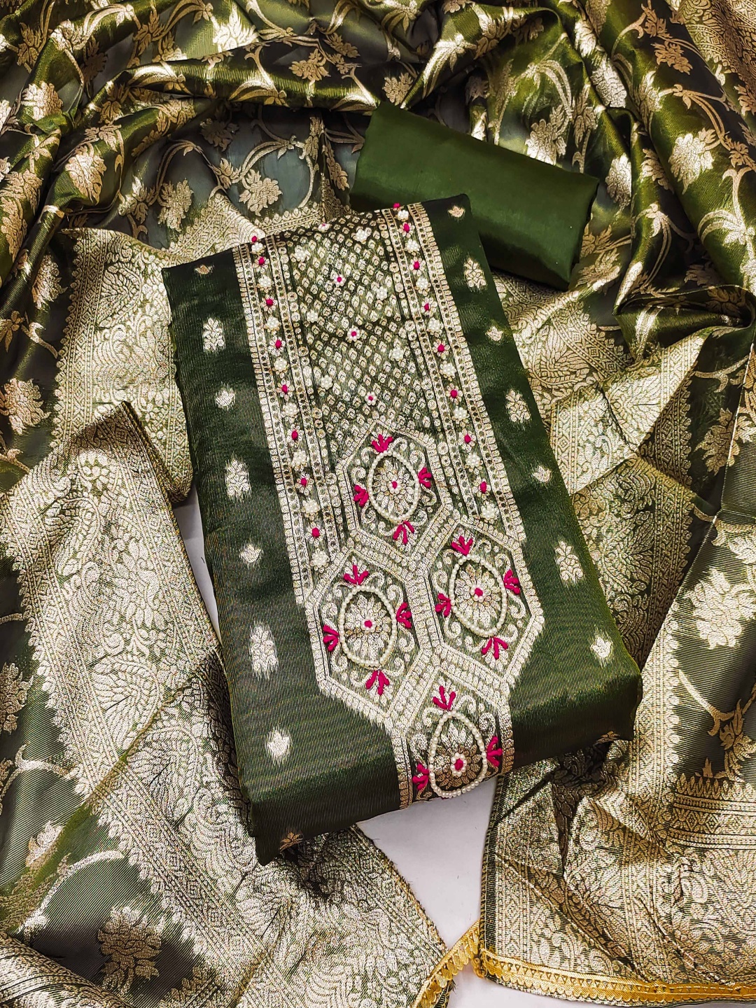 

Blissta Floral Woven Design Unstitched Dress Material, Green