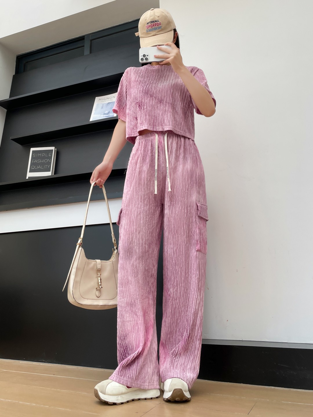 

Lugo Dyed Round Neck Top And Trouser, Pink