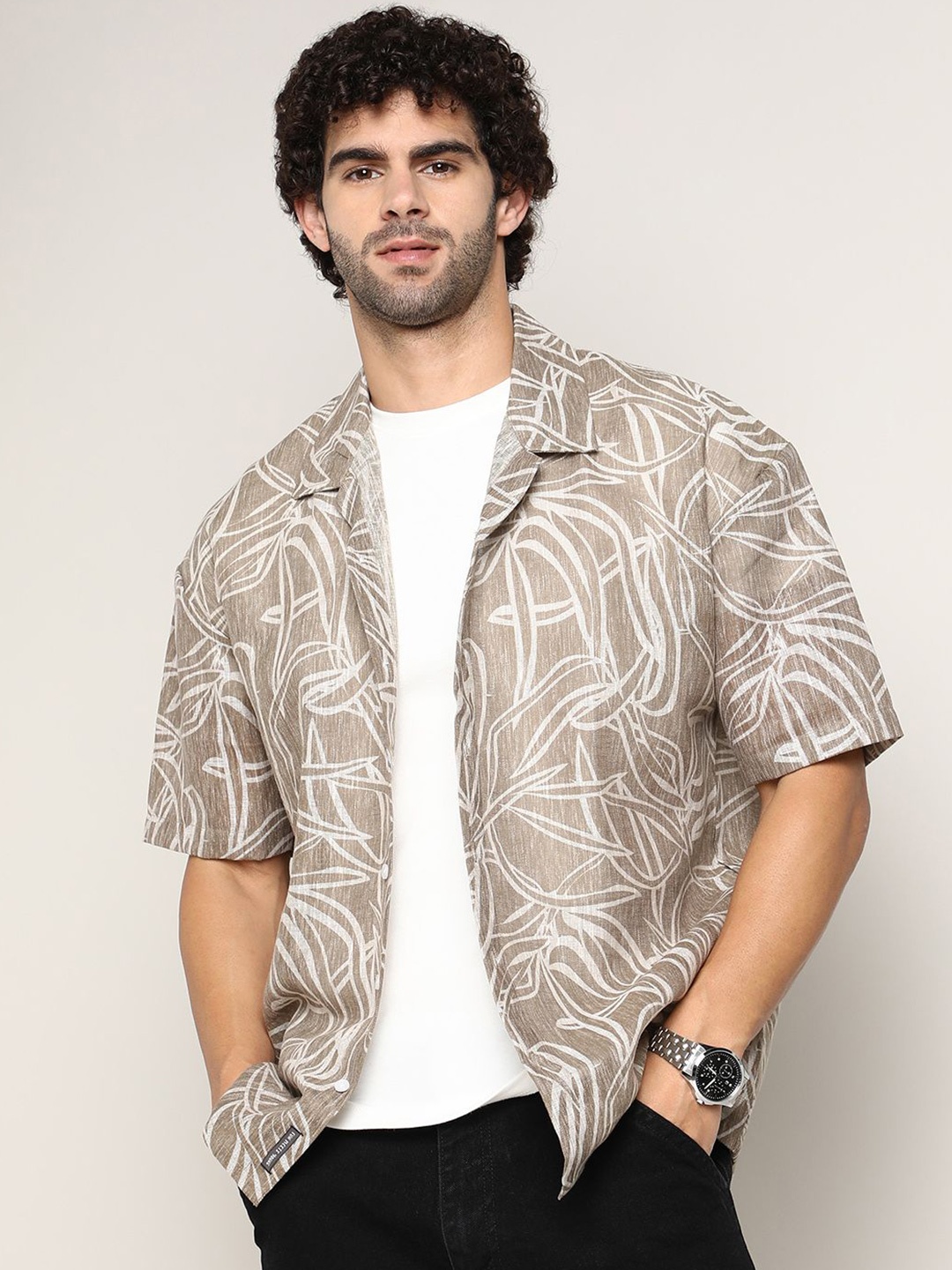 

Campus Sutra Men Comfort Opaque Printed Casual Shirt, Brown