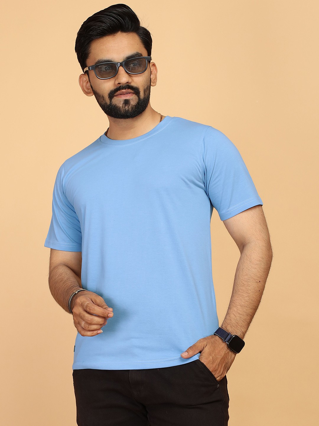 

FABRIPPLE Men Solid Round Neck Cotton T-shirt, Blue