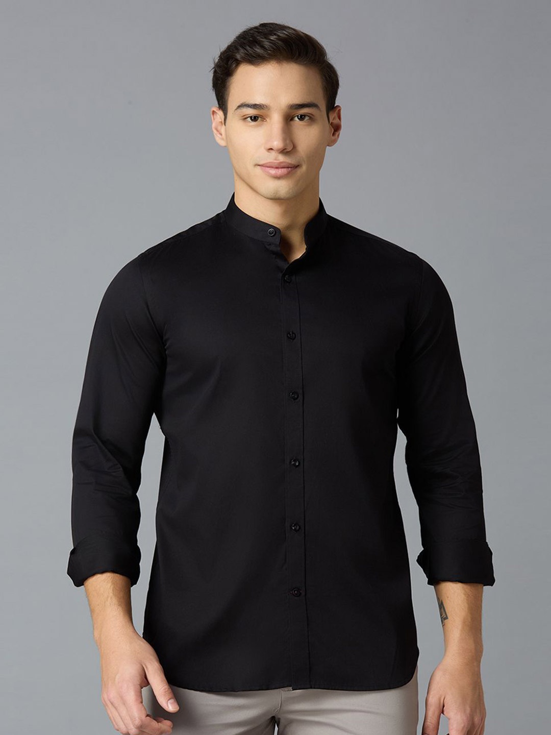 

Reid & Taylor Men India Slim Fit Band Collar Solid Cotton Party Shirt, Black