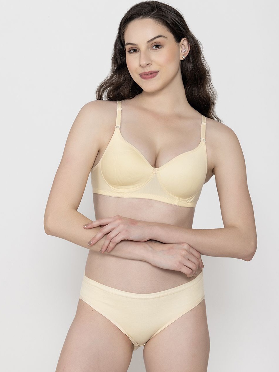 

Narsingha Dreams Women Full Coverage Shoulder Strap lingerie Set, Beige