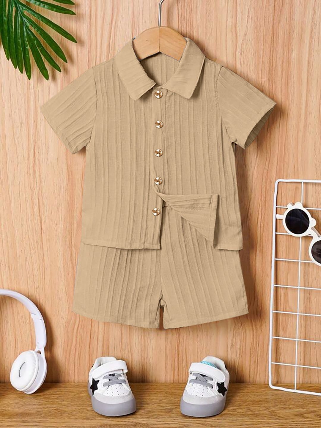 

YK Boys Striped Shirt Collar Short Sleeves Shirt With Shorts, Beige