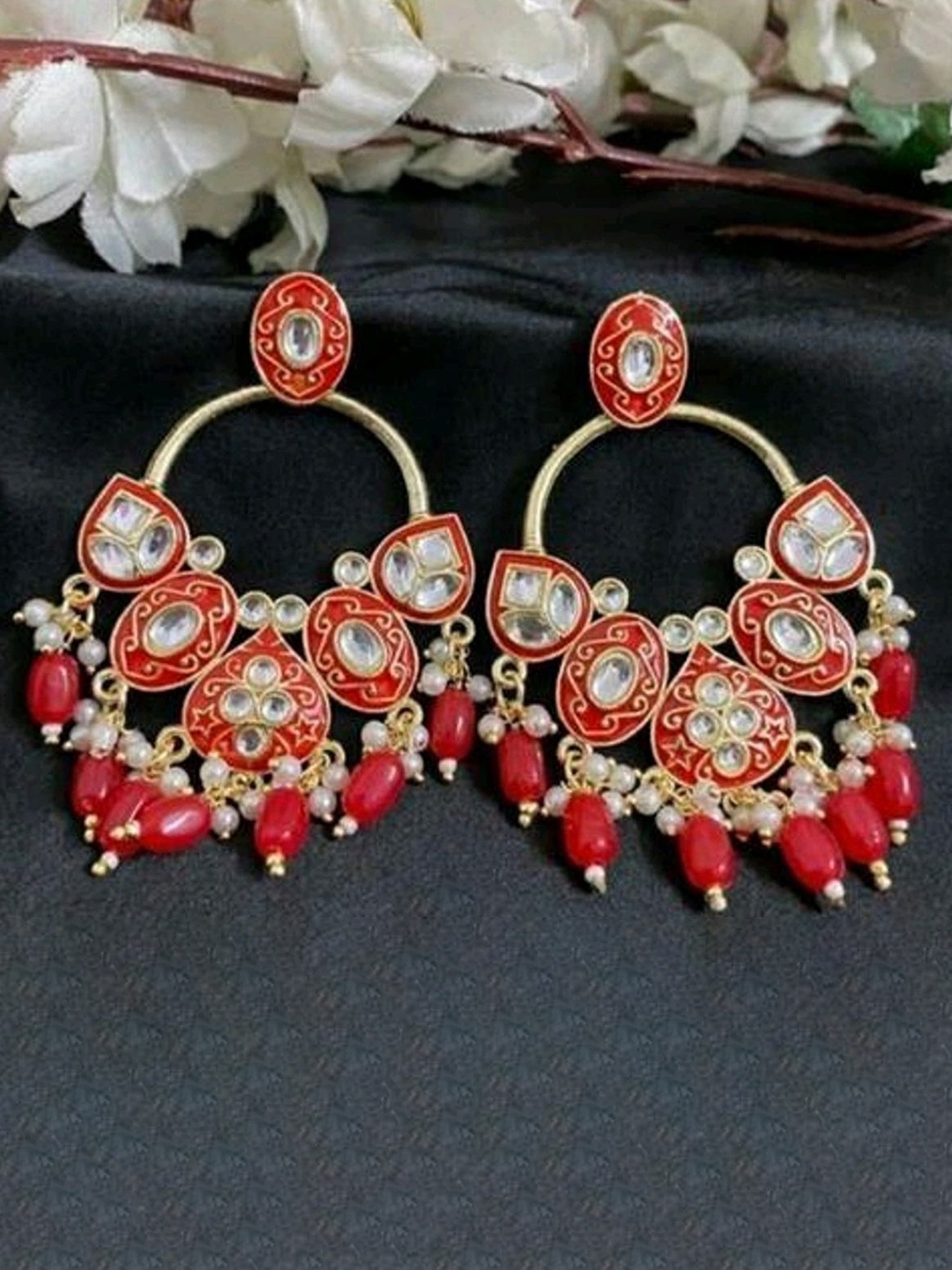 

TANLOOMS Oval Chandbalis Earrings, Red