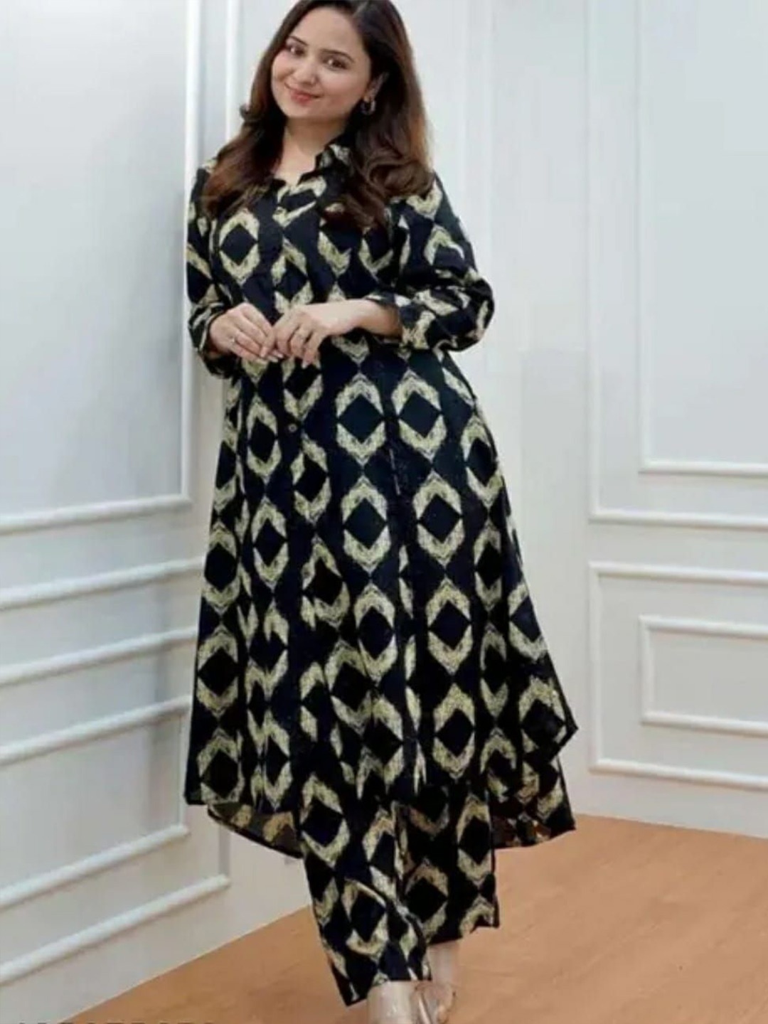 

Saood Creation Floral Print A-Line Three-Quarter Dress, Black