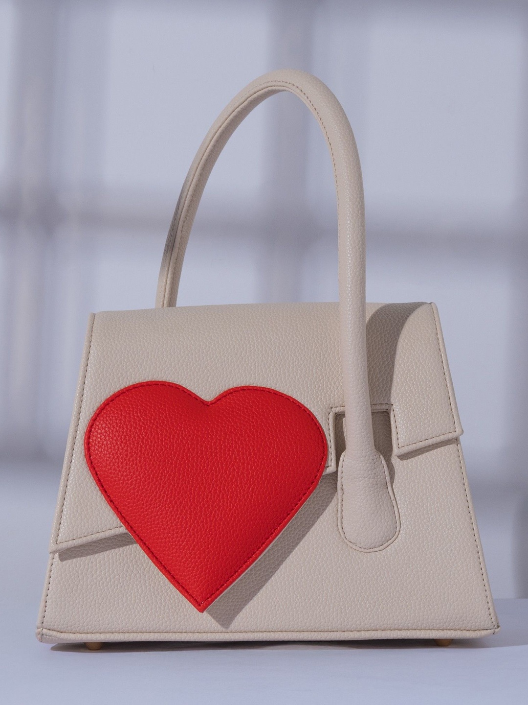 

Suave Bags Heartbound Structured Tote Handheld Bag, Off white