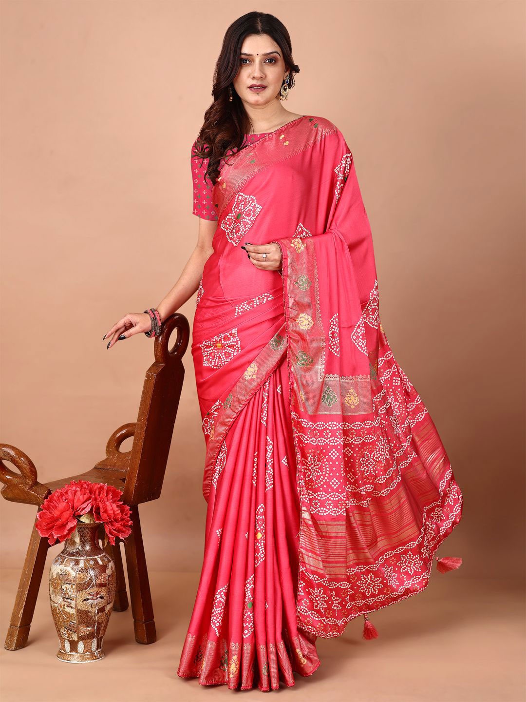 

LeeliPeeri Designer Women Bandhani Printed Saree, Pink