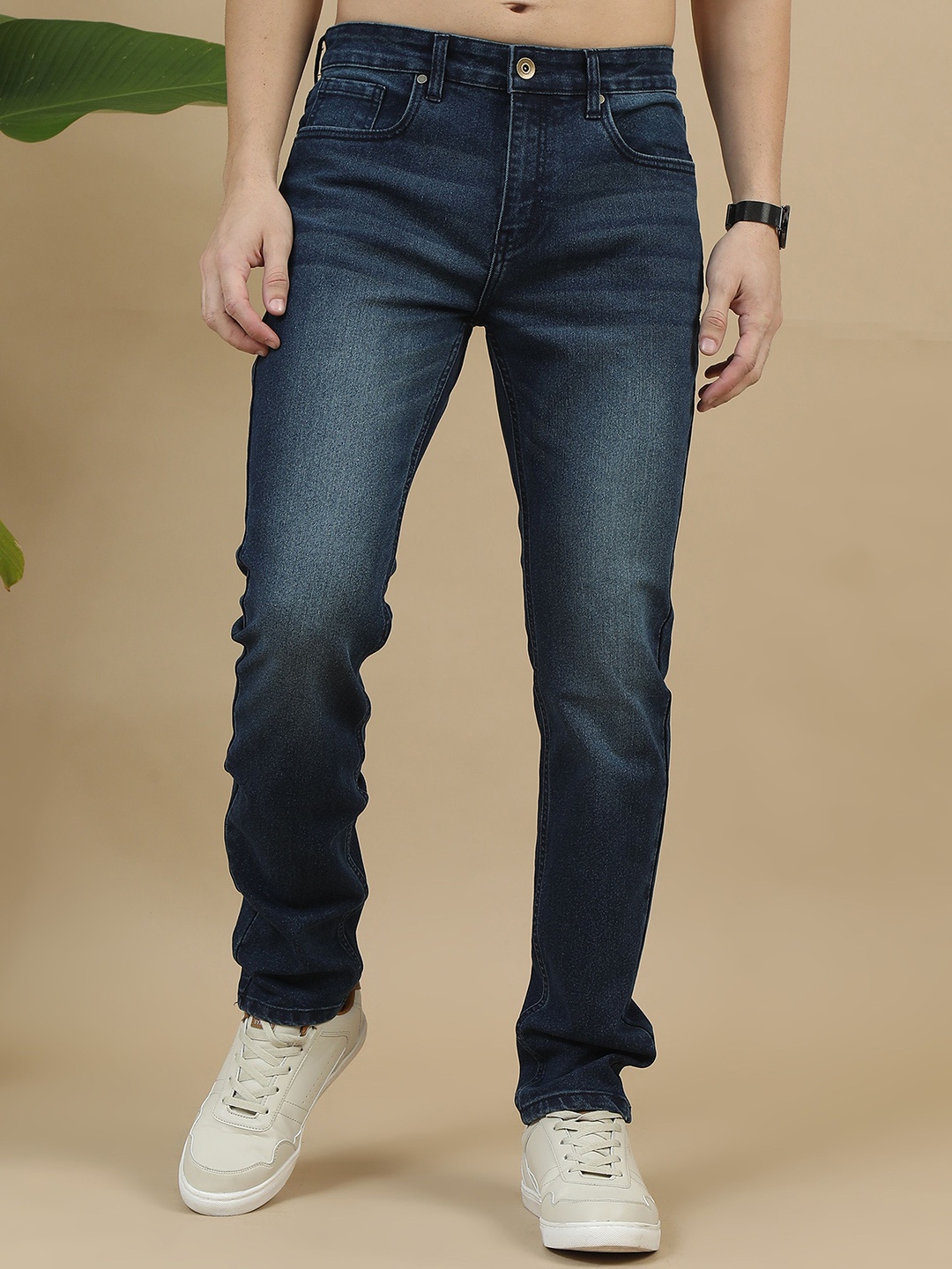 

Mast & Harbour Men Comfort Straight Fit Light Fade Jeans, Blue