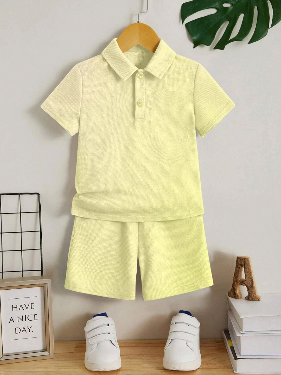 

YK Boys T-shirt with Shorts, Yellow