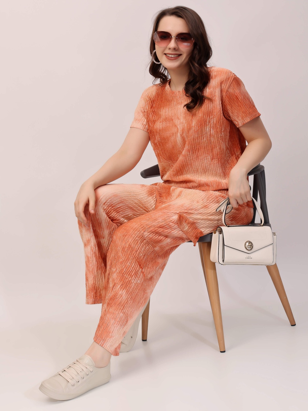 

Lugo Dyed Round Neck Top And Trouser, Peach