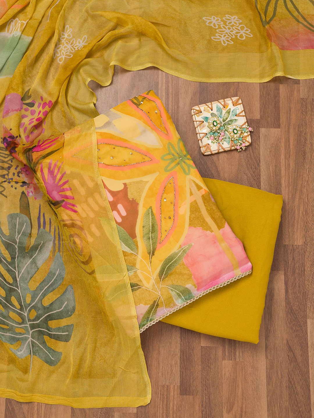 

Koskii Floral Printed Beads and Stones Tissue Unstitched Dress Material, Yellow