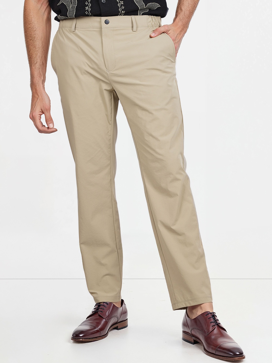 

Celio Men Regular Fit Mid-Rise Trouser, Beige