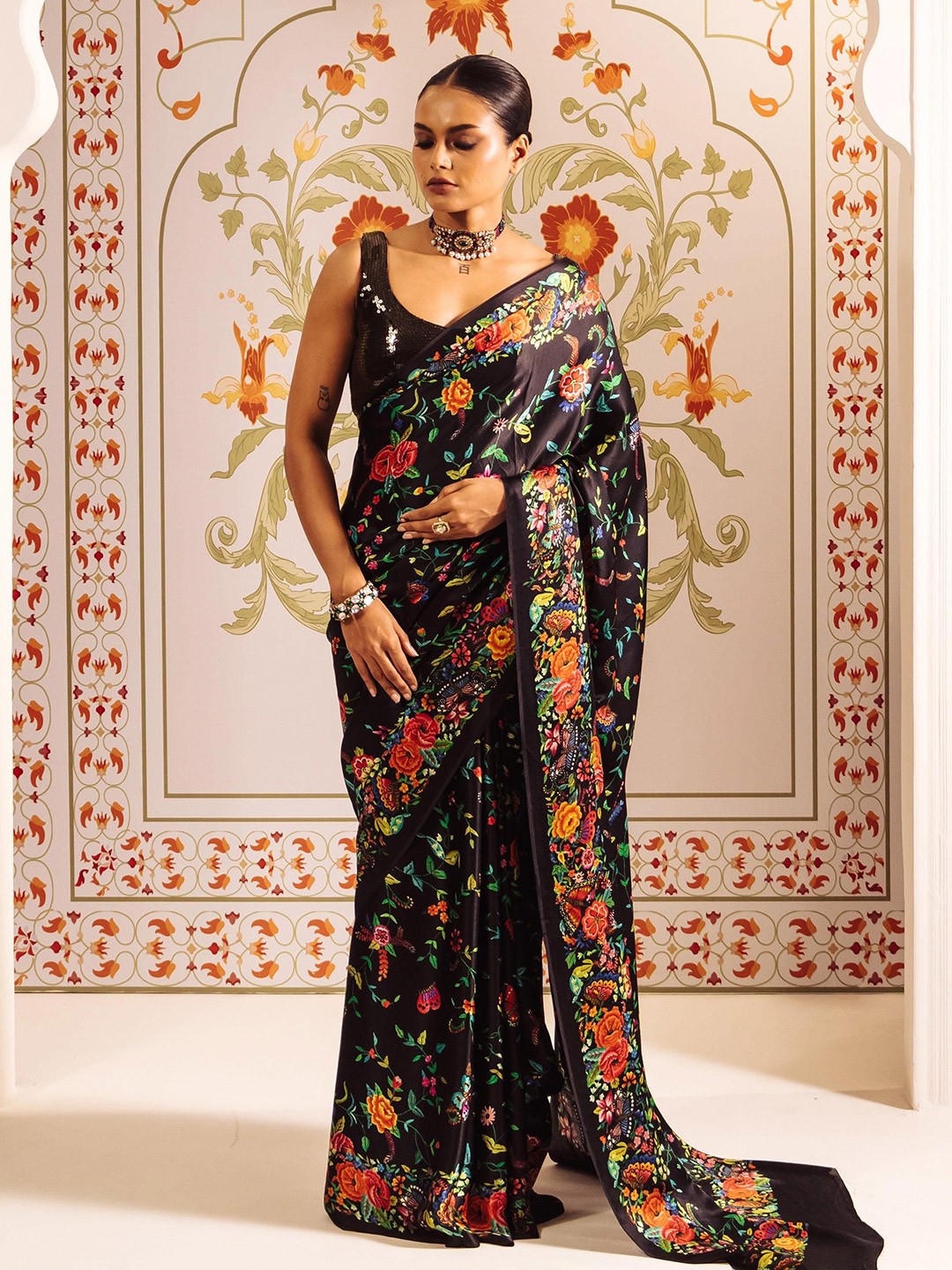 

STAVA CREATION Kalamkari Poly Crepe Saree, Black