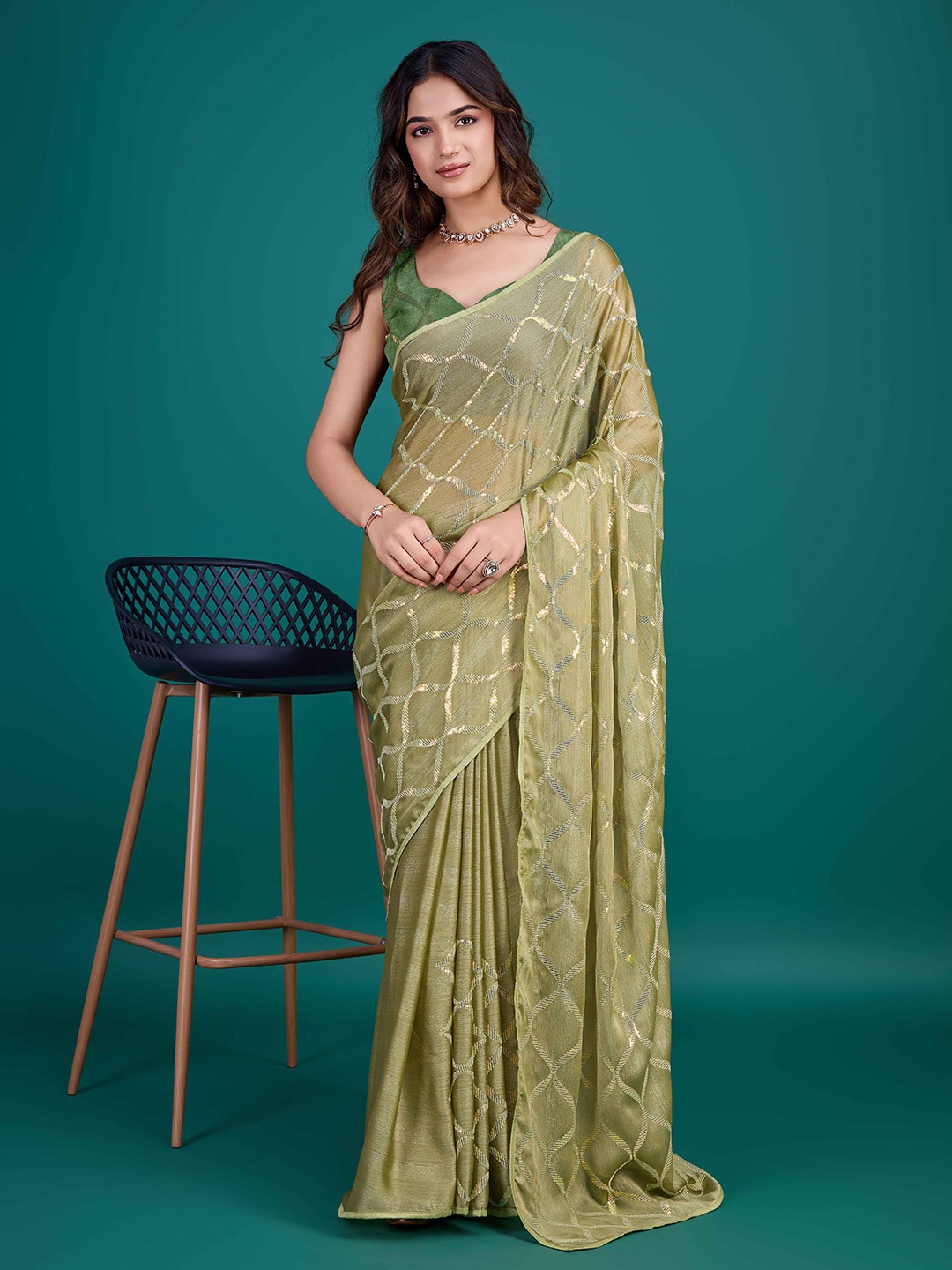 

Blissta Embellished Sequinned Poly Chiffon Designer Saree, Olive