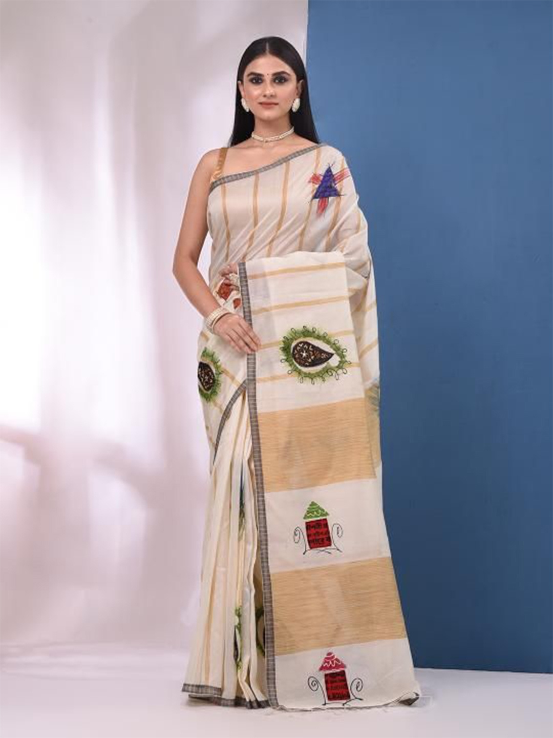 

VIBHAVARI Printed Saree, Off white