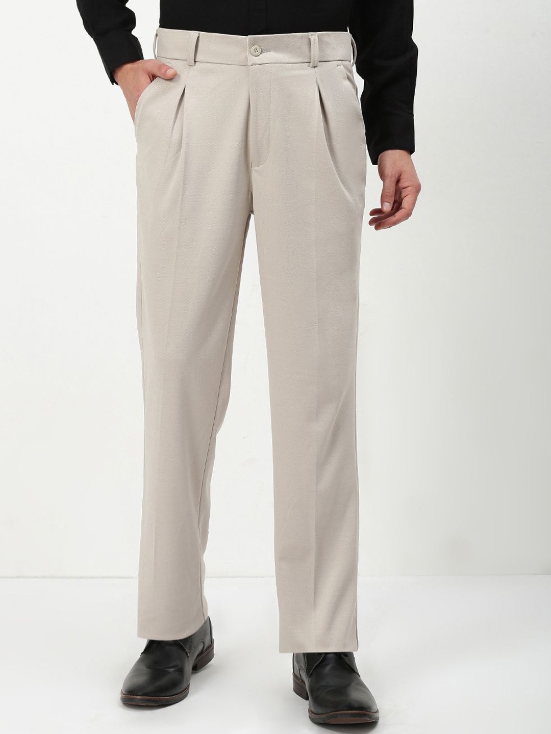 

SHOWOFF Men Comfort Low-Rise Pleated Formal Trousers, Beige