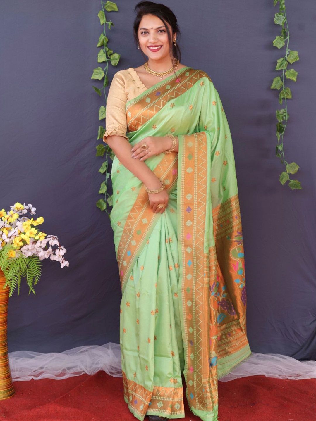 

amirat Woven Design Zari Pure Silk Paithani Saree, Sea green