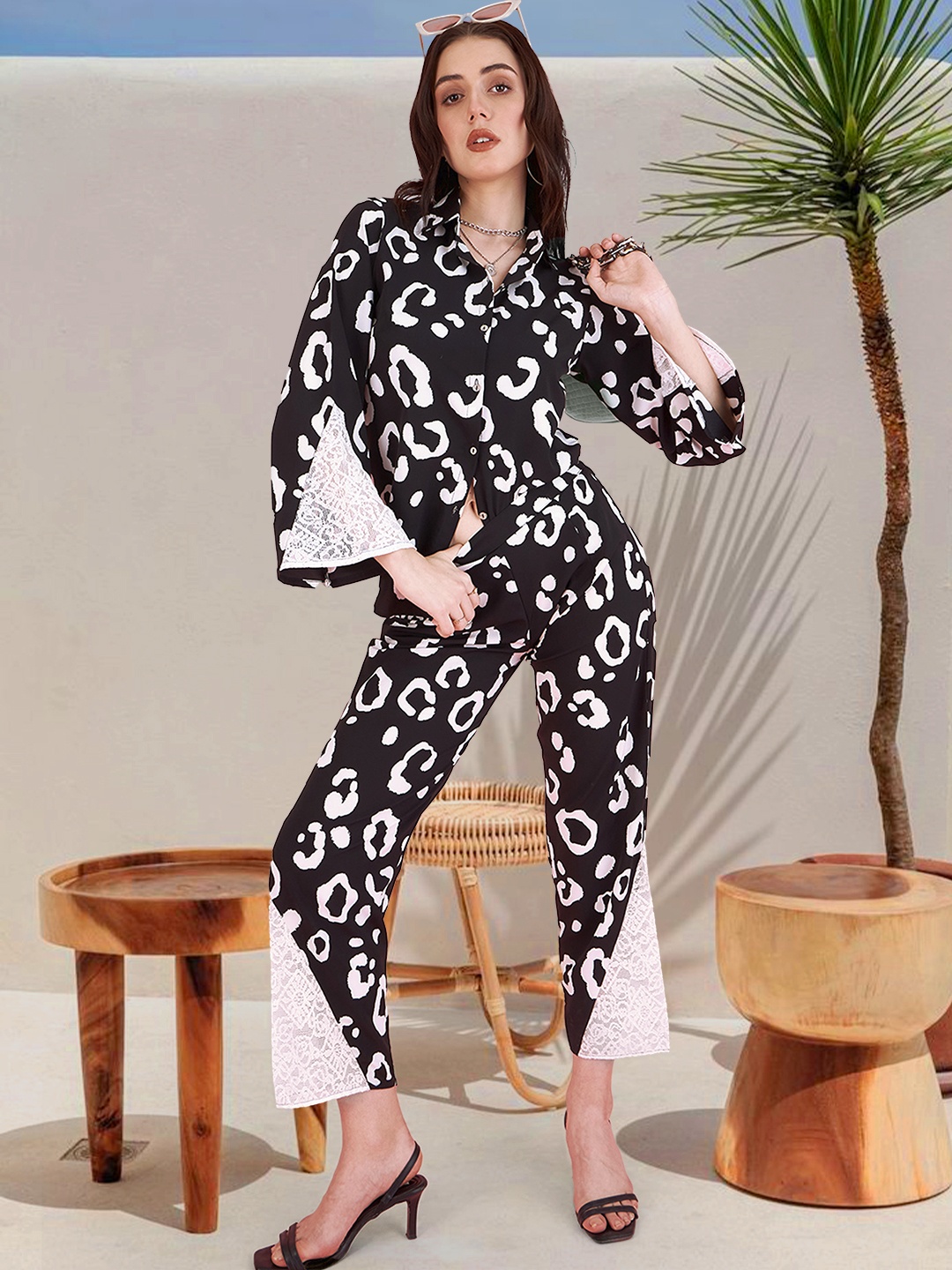 

DressBerry Abstract Printed Self Design Shirt Collar Shirt And Trousers, Black
