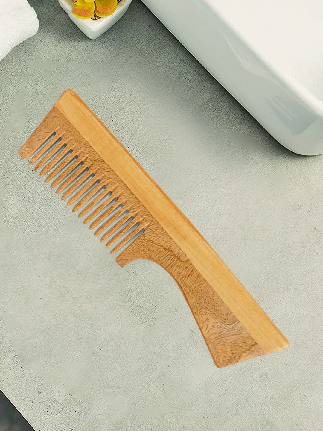 

AVINO Bamboo Neem Comb, Brown