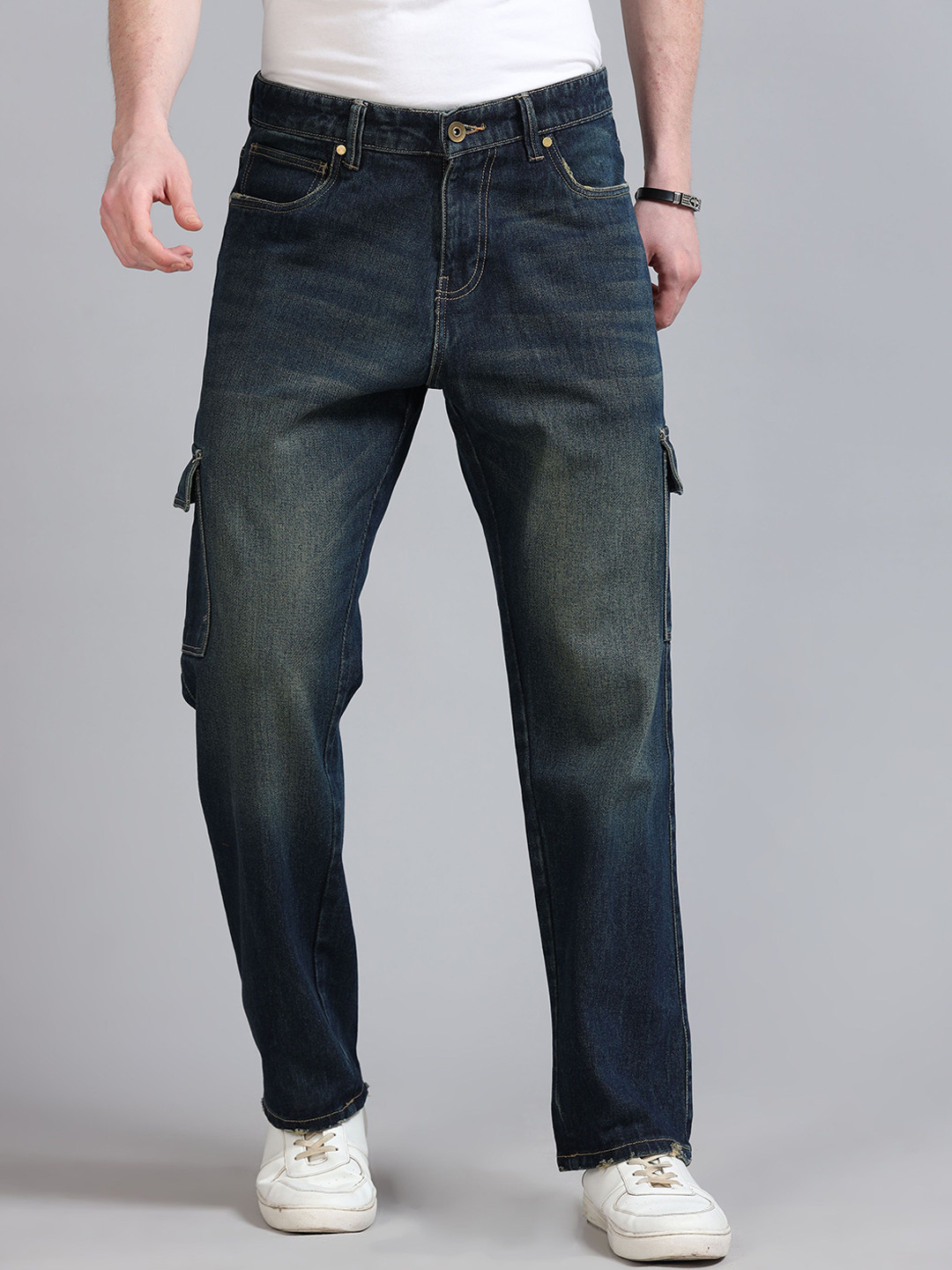 

The Roadster Lifestyle Pure Cotton Straight Fit Jeans, Blue
