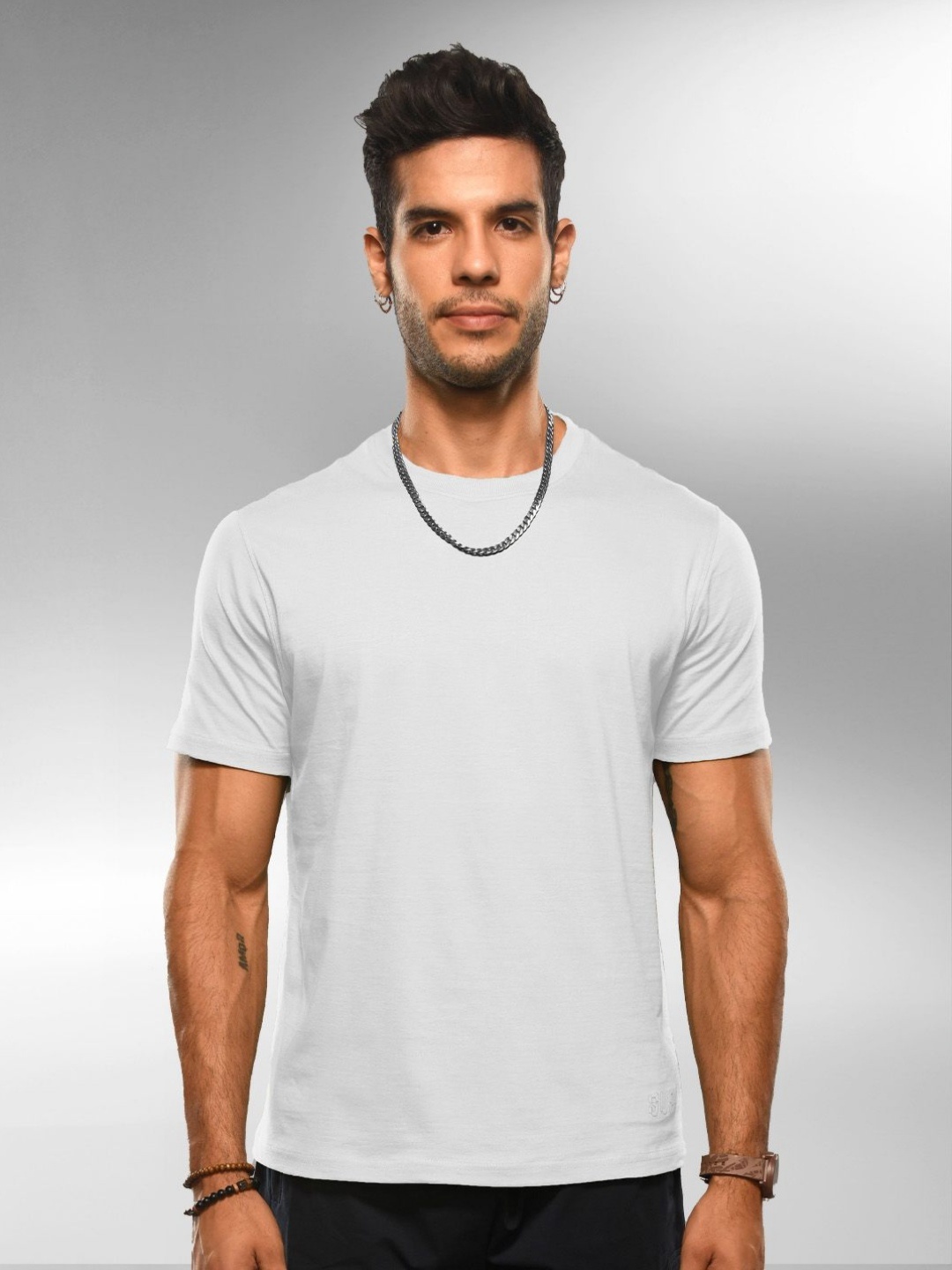 

Supa Men Solid Round Neck Cotton T-shirt, White