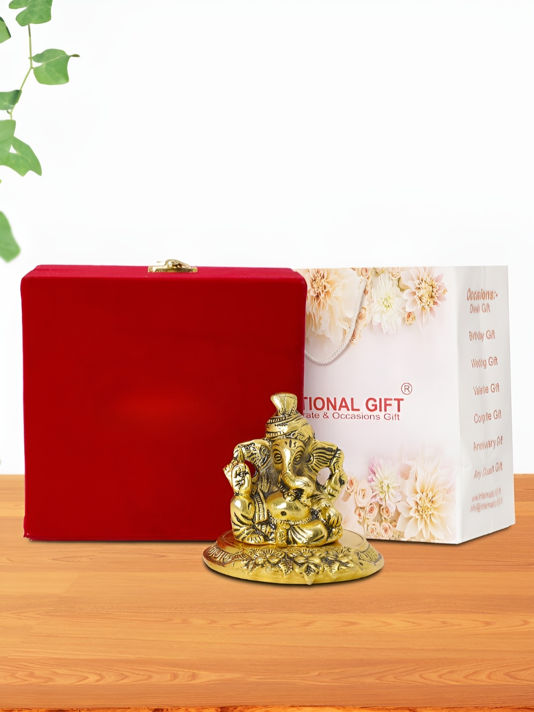 

INTERNATIONAL GIFT Gold-Toned Ganesh Religious Idol Showpiece