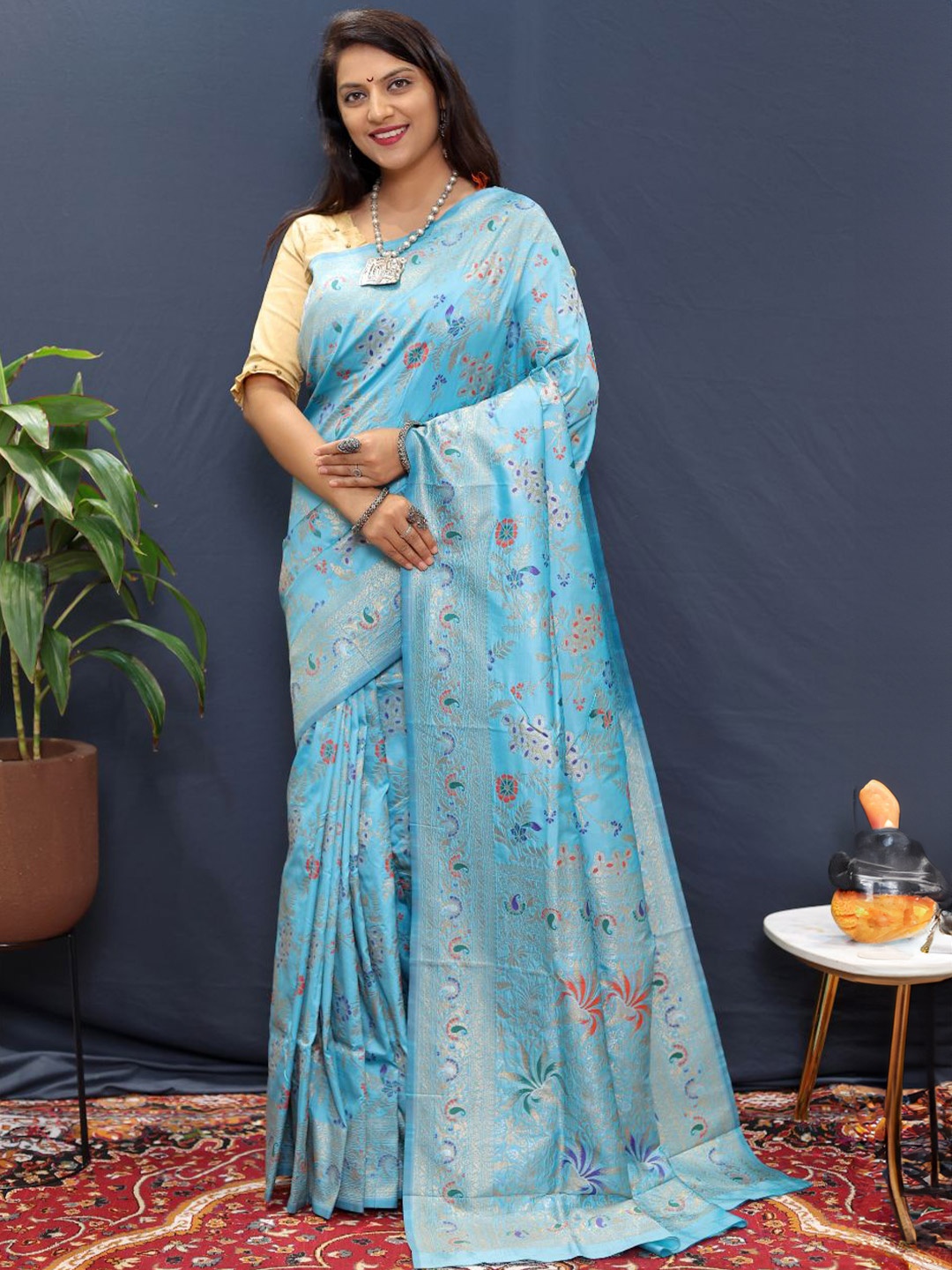 

amirat Floral Woven Design Zari Pure Silk Banarasi Saree, Turquoise blue