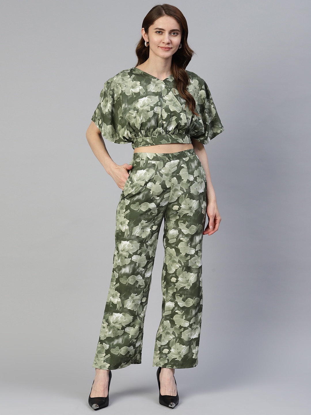 

JAINISH Floral Printed V-Neck Flared Sleeves Crop Top And Trousers, Olive