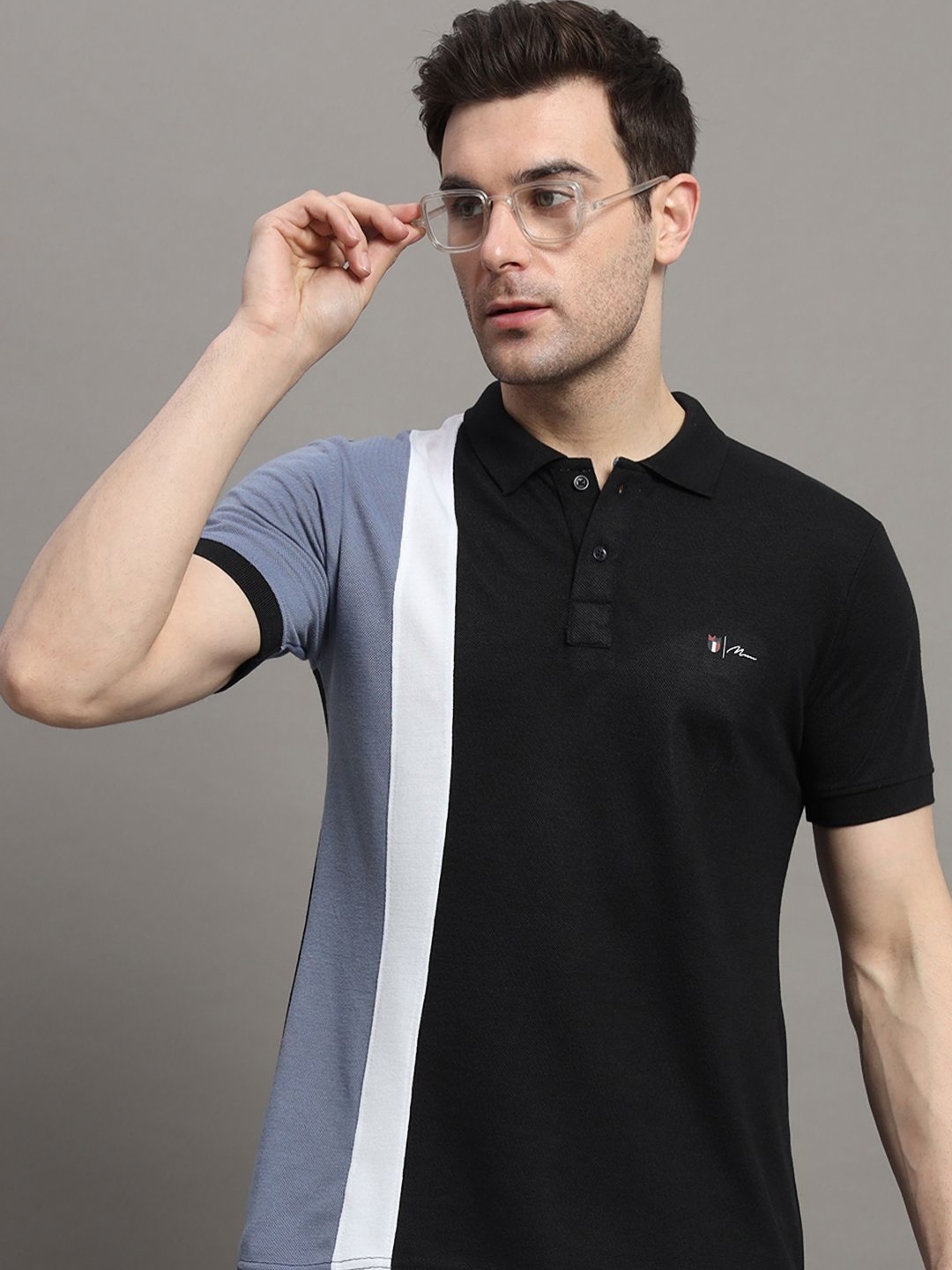 

MXN Men Colourblocked Polo Collar Cotton T-shirt, Black