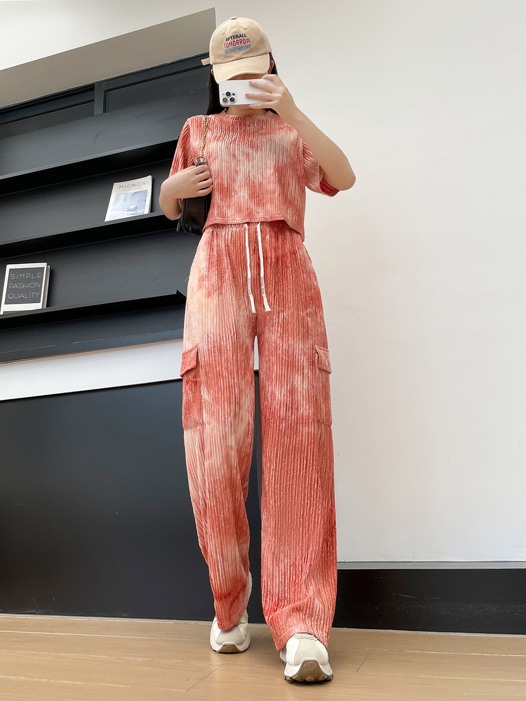 

Lugo Dyed Round Neck Top And Trouser, Peach