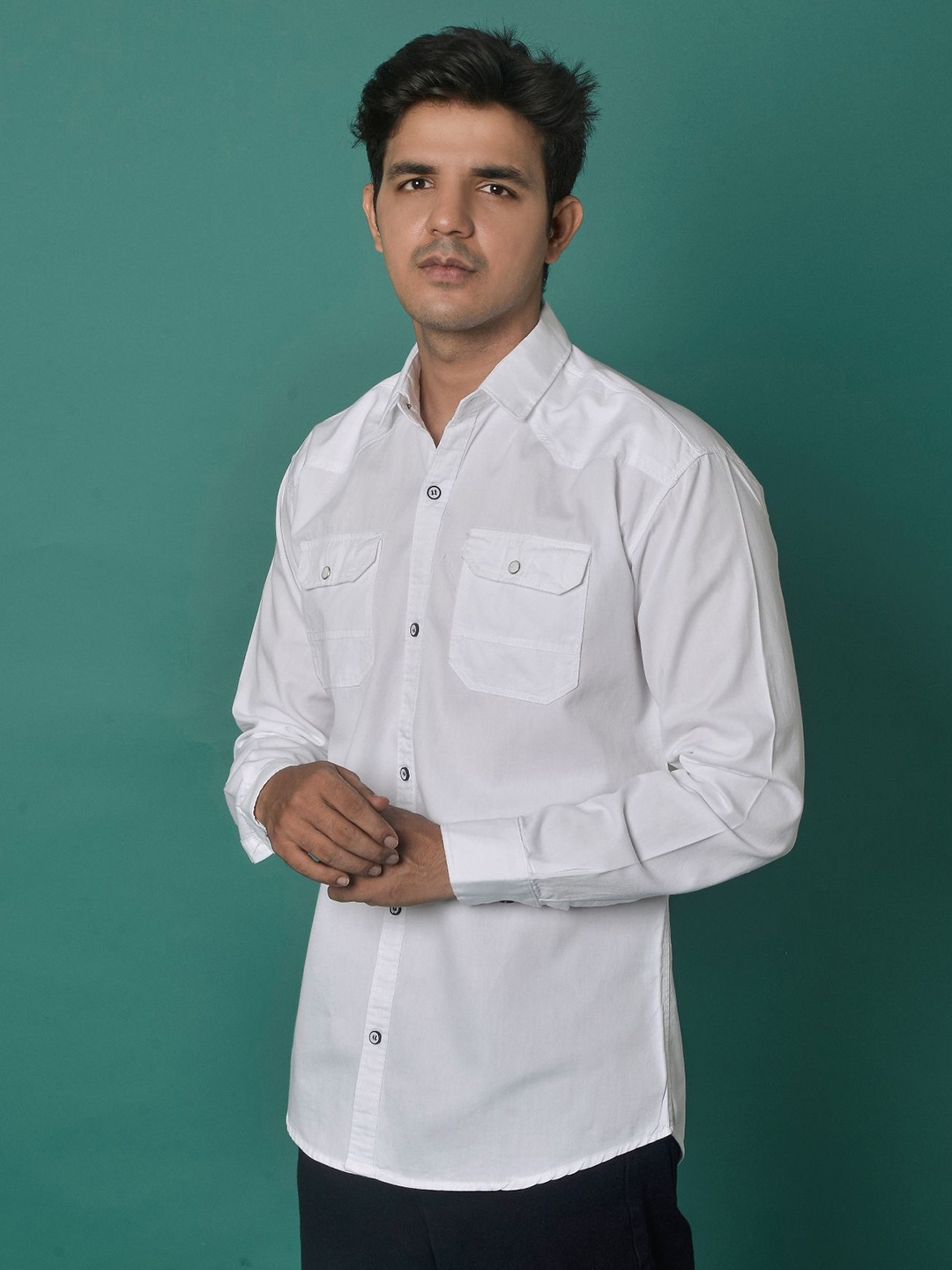

Fesner Men Comfort Fit Spread Collar Solid Cotton Casual Shirt, White
