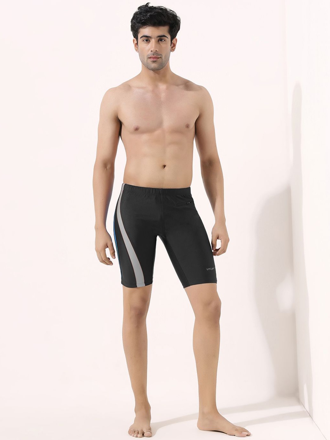 

LYCOT Men Slip-On Swim Bottoms, Black