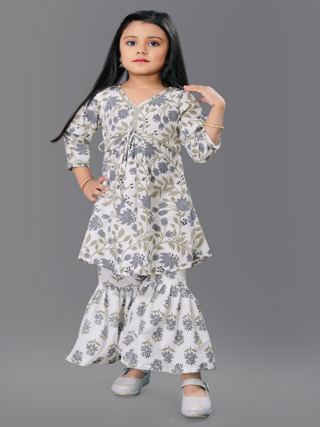 

Aarya Designer Girls Floral Printed Empire V-Neck A-Line Kurta With Sharara, Grey