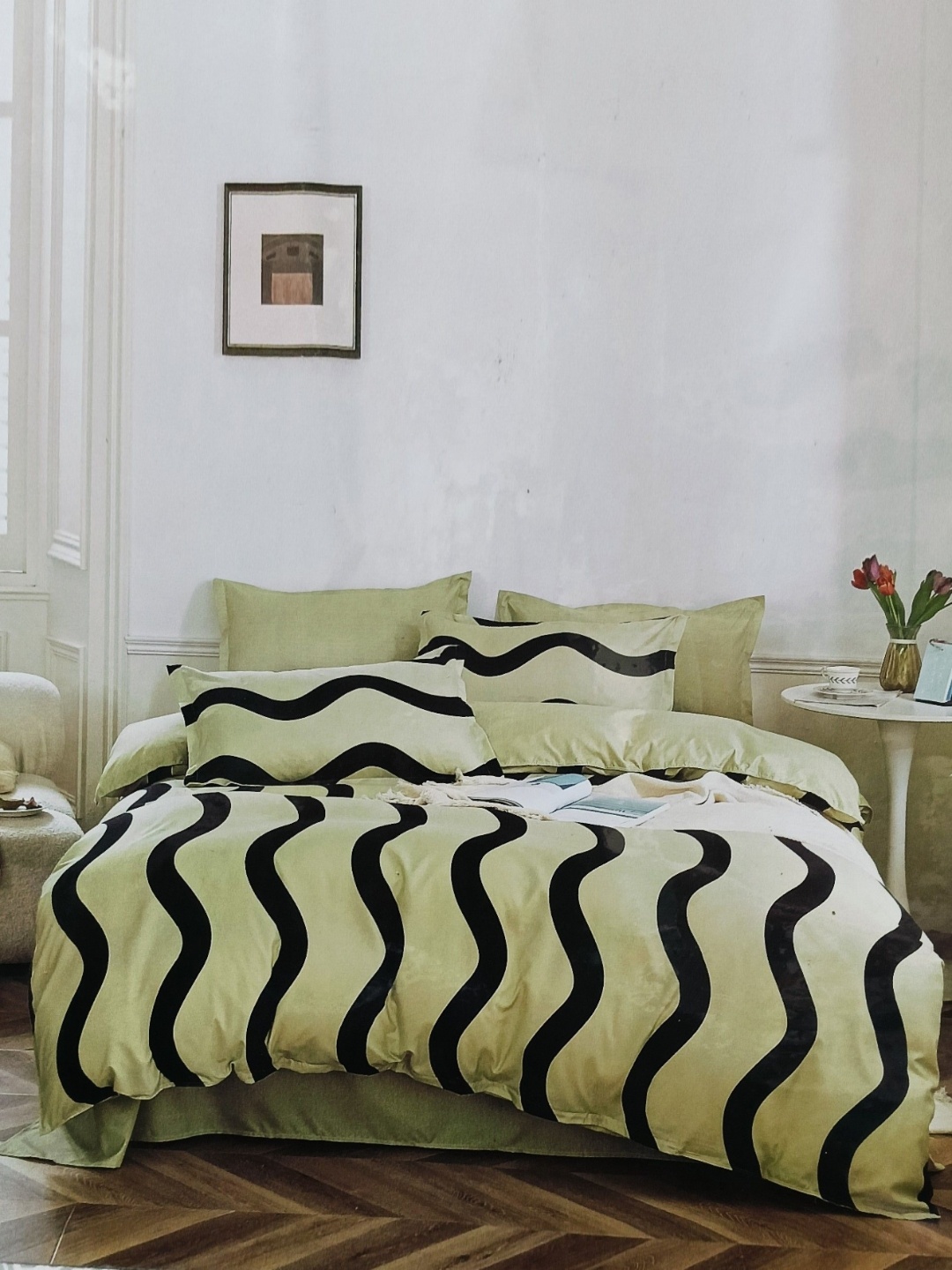 

Signature Black & Green Striped Cotton 4 Piece Double Queen Superfine Bedding Set