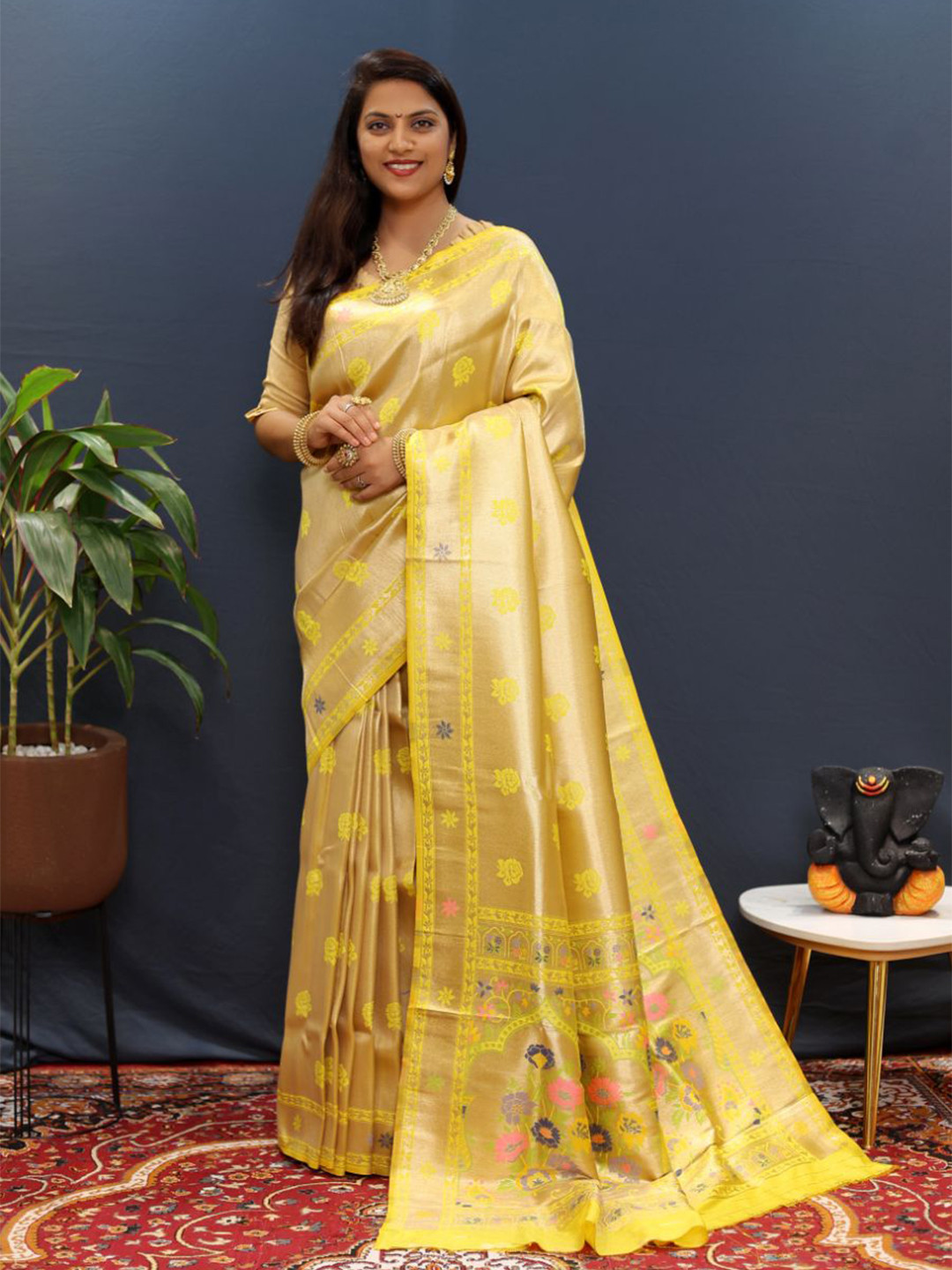 

amirat Woven Design Banarasi Saree, Yellow