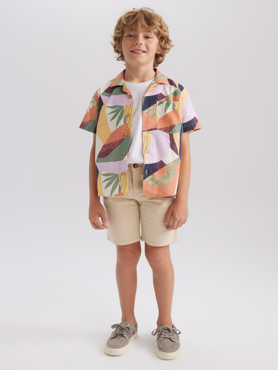 

DeFacto Boys Shorts, Na