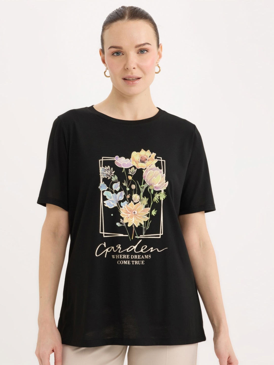 

DeFacto Women Floral Printed Round Neck T-shirt, Black