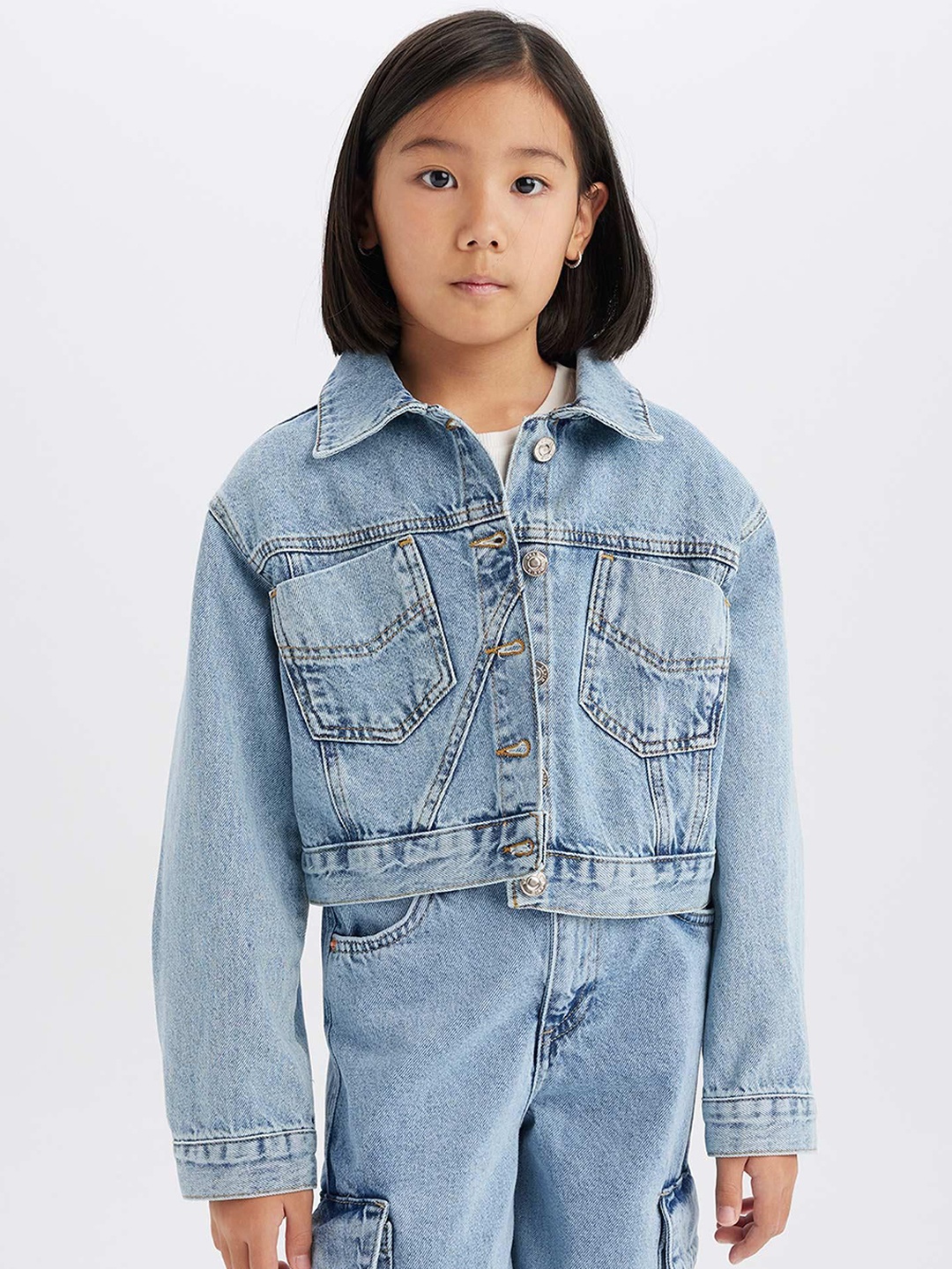 

DeFacto Girls Spread Collar Washed Solid Cotton Casual Denim Jacket, Blue