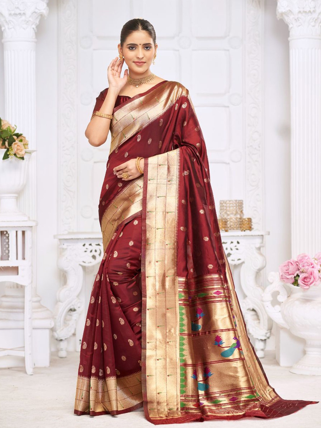 

amirat Woven Design Zari Pure Silk Paithani Saree, Maroon